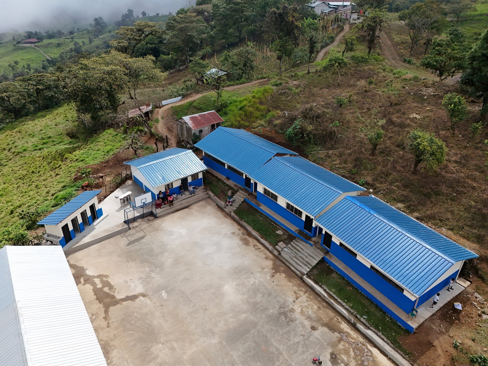 Rehabilitación Escuela Nuevo Amanecer, foto 3