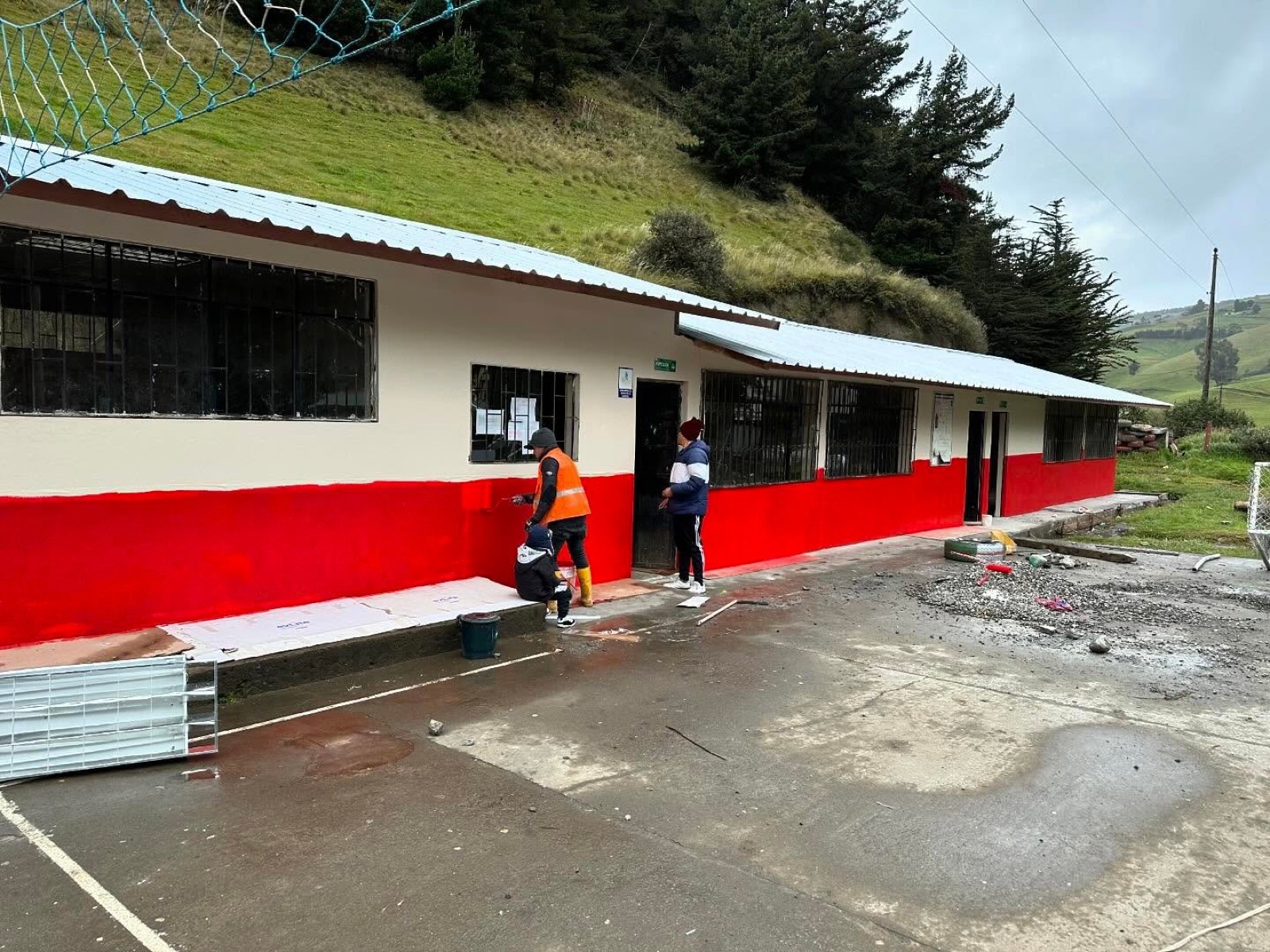 Rehabilitación Unidad Educativa Huayrapungo