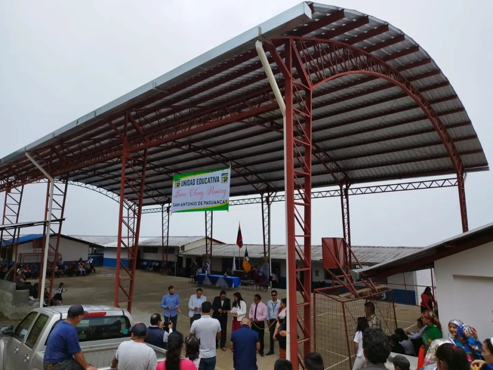 Cubierta, Aulas y Pasarela, U.E. Jaime Chávez